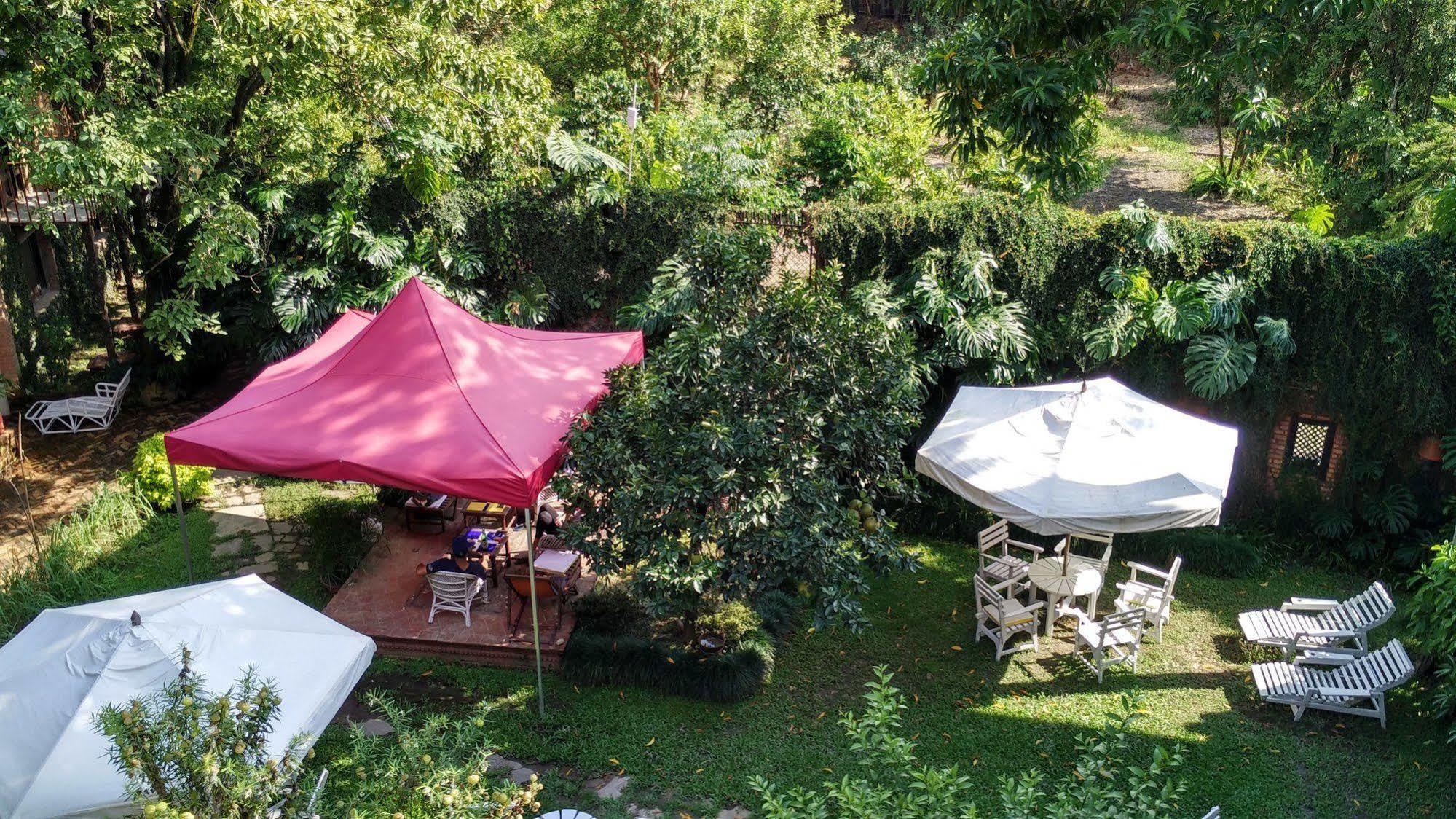 קטמנדו Hotel Vajra מראה חיצוני תמונה